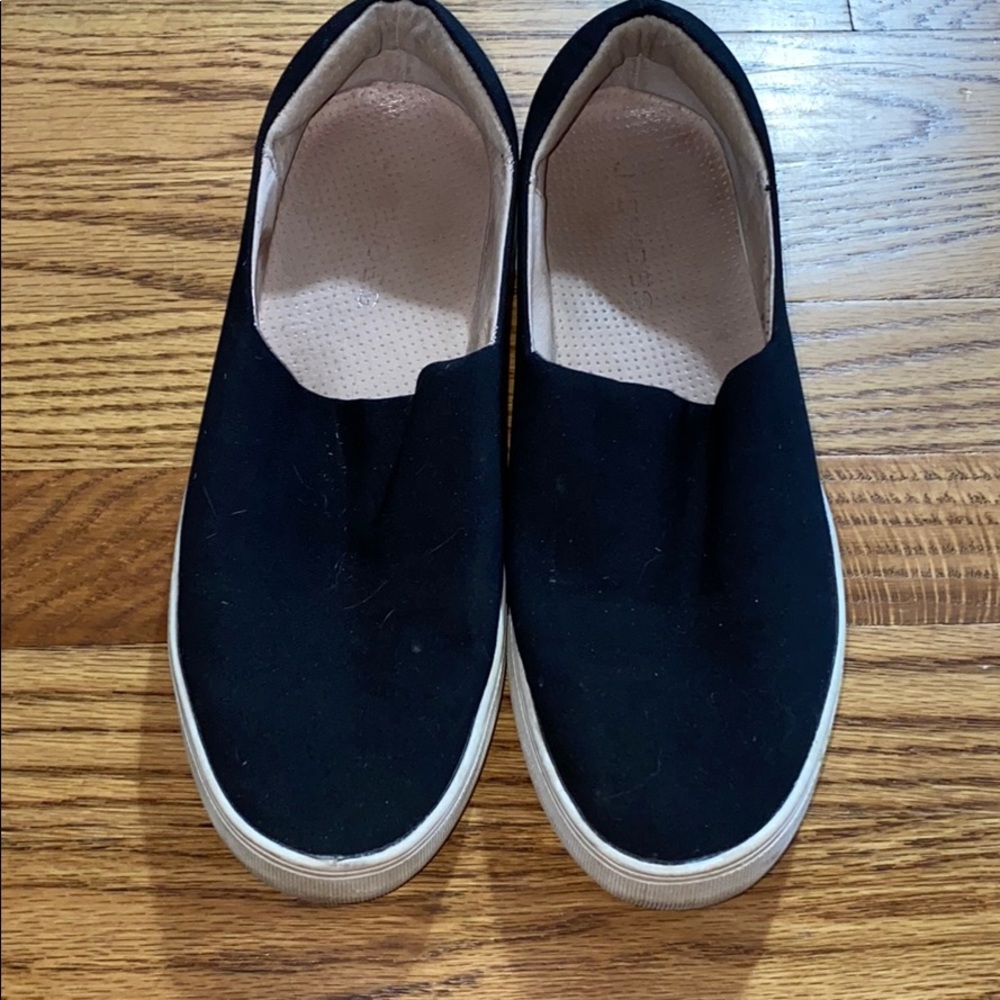 Black J Slides slip on 7.5